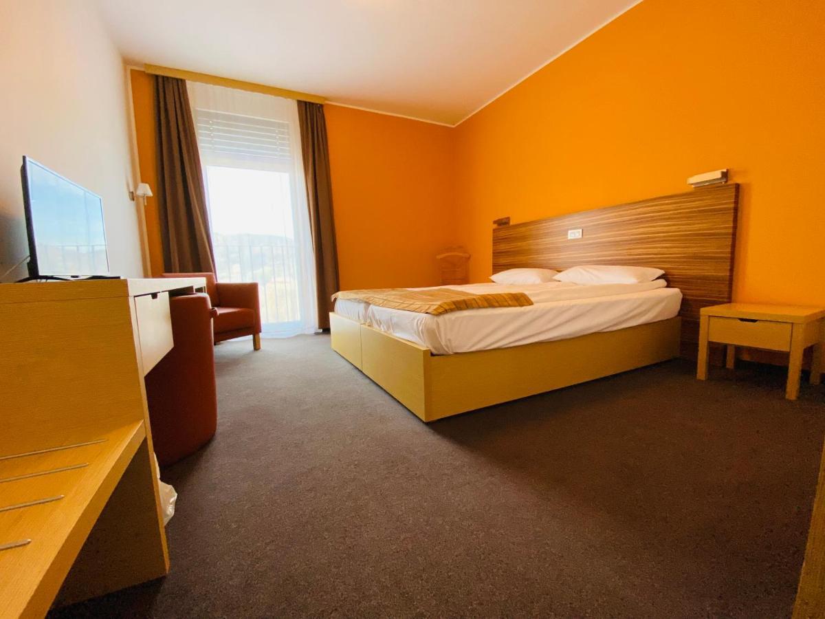 Hotel Veter Ruse Ngoại thất bức ảnh